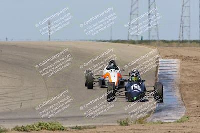 media/Apr-30-2022-CalClub SCCA (Sat) [[98b58ad398]]/Group 3/Race (Grapevine)/